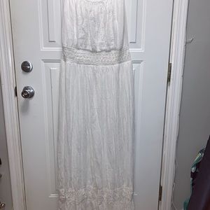 White plus size maxi dress